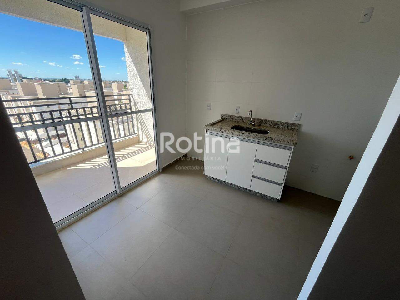 Apartamento para alugar, 3 quartos em Uberlândia no bairro Grand Ville no valor de R$ 1.950,00 - Rotina Imobiliária: 