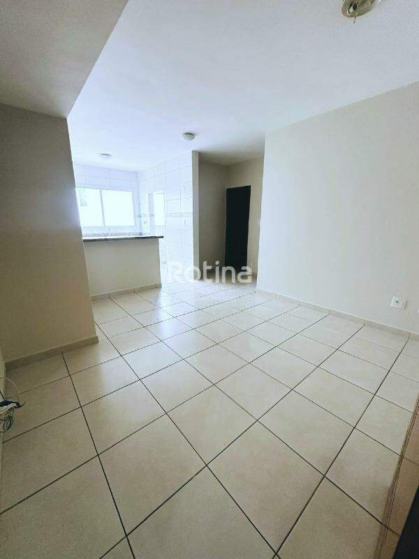 Apartamento à venda, 2 quartos em Uberlândia no bairro Segismundo Pereira no valor de R$ 280.000,00 - Rotina Imobiliária: 
