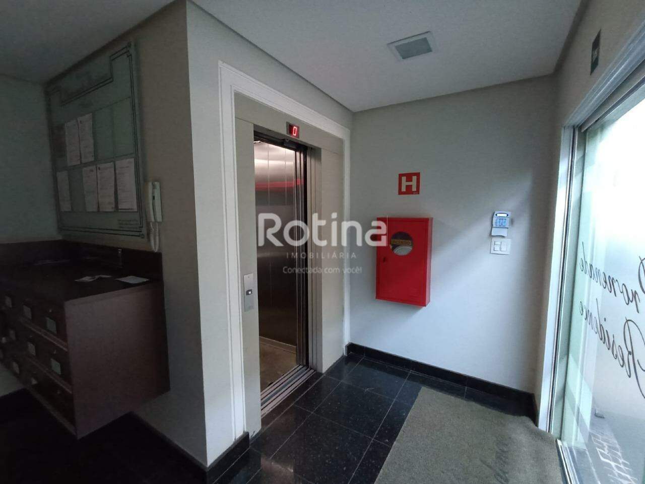 Apartamento à venda, 3 quartos em Uberlândia no bairro Presidente Roosevelt no valor de R$ 440.000,00 - Rotina Imobiliária: 