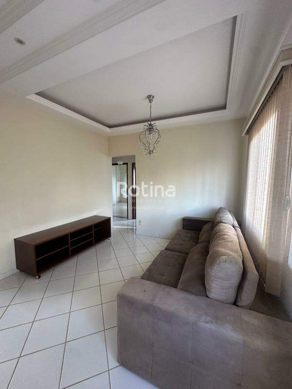 Apartamento à venda, 3 quartos em Uberlândia no bairro Santa Mônica no valor de R$ 425.000,00 - Rotina Imobiliária: 