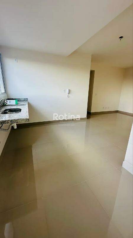 Apartamento para alugar, em Uberlândia no bairro Pampulha no valor de R$ 1.800,00 - Rotina Imobiliária: 