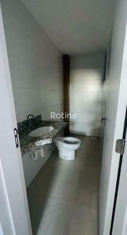 Apartamento para alugar, em Uberlândia no bairro Pampulha no valor de R$ 1.800,00 - Rotina Imobiliária: 