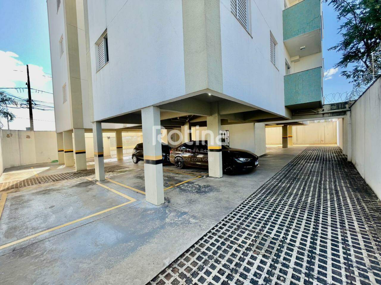 Apartamento à venda, 3 quartos em Uberlândia no bairro Bosque dos Buritis no valor de R$ 400.000,00 - Rotina Imobiliária: 