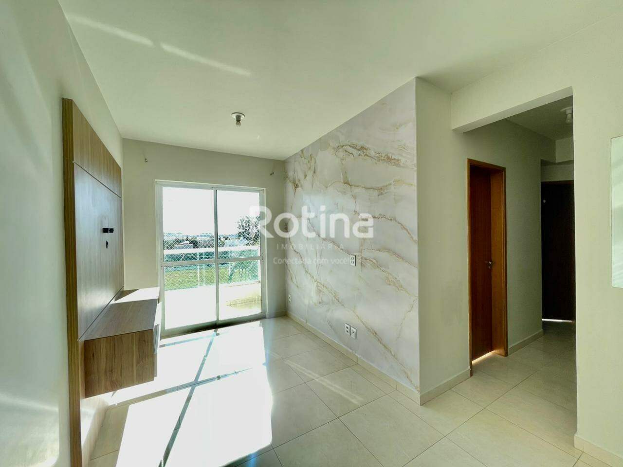 Apartamento à venda, 3 quartos em Uberlândia no bairro Bosque dos Buritis no valor de R$ 400.000,00 - Rotina Imobiliária: 