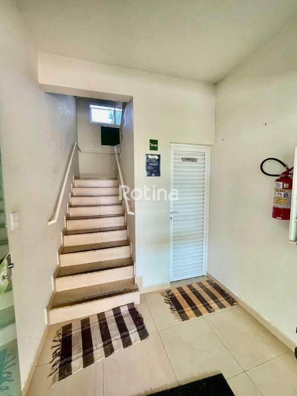 Apartamento à venda, 3 quartos em Uberlândia no bairro Bosque dos Buritis no valor de R$ 400.000,00 - Rotina Imobiliária: 