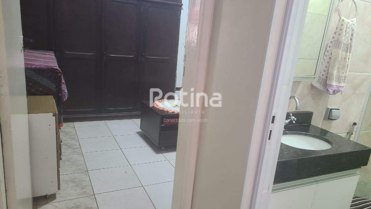 Casa à venda, 5 quartos em Uberlândia no bairro Granada no valor de R$ 1.150.000,00 - Rotina Imobiliária: 