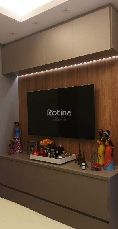 Apartamento à venda, 3 quartos em Uberlândia no bairro Patrimônio no valor de R$ 900.000,00 - Rotina Imobiliária: 