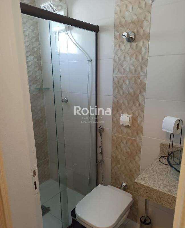 Apartamento à venda, 3 quartos em Uberlândia no bairro Santa Mônica no valor de R$ 450.000,00 - Rotina Imobiliária: 