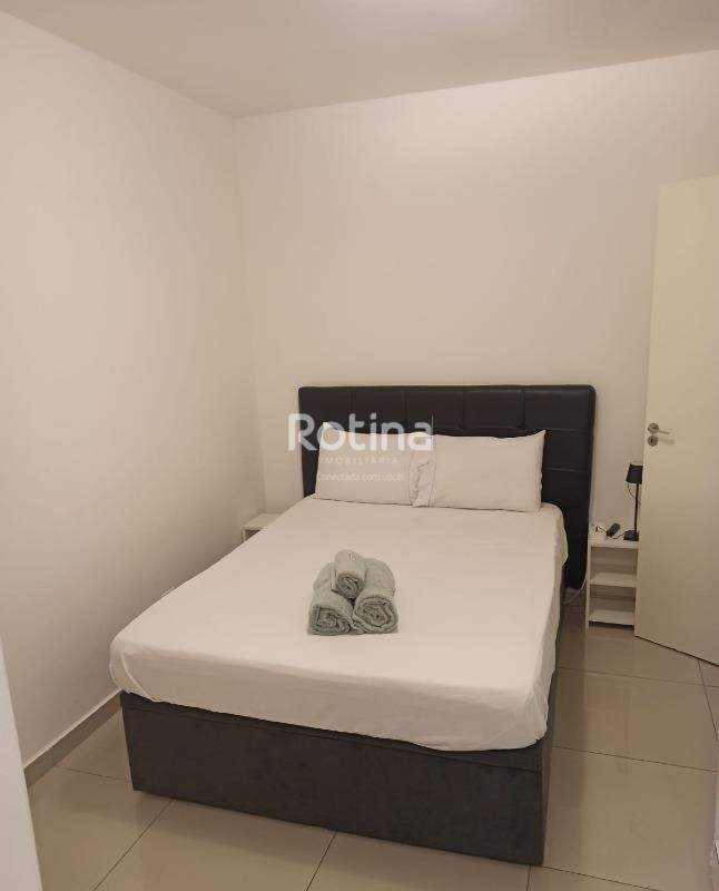 Apartamento à venda, 3 quartos em Uberlândia no bairro Santa Mônica no valor de R$ 450.000,00 - Rotina Imobiliária: 
