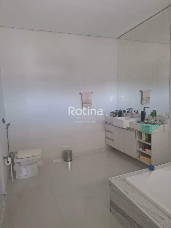 Casa à venda, 2 quartos em Uberlândia no bairro Santa Rosa no valor de R$ 850.000,00 - Rotina Imobiliária: 