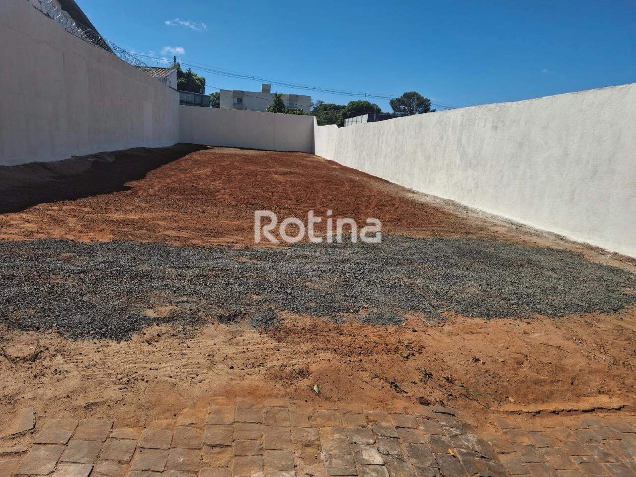Terreno à venda, em Uberlândia no bairro Vigilato Pereira no valor de R$ 300.000,00 - Rotina Imobiliária: 
