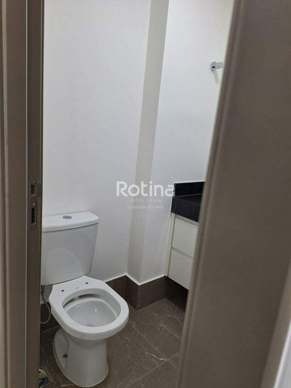 Sala à venda, em Uberlândia no bairro Granja Marileusa no valor de R$ 400.000,00 - Rotina Imobiliária: 