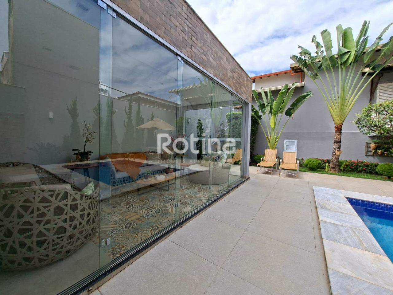 Casa à venda, 3 quartos em Uberlândia no bairro Saraiva no valor de R$ 1.800.000,00 - Rotina Imobiliária: 