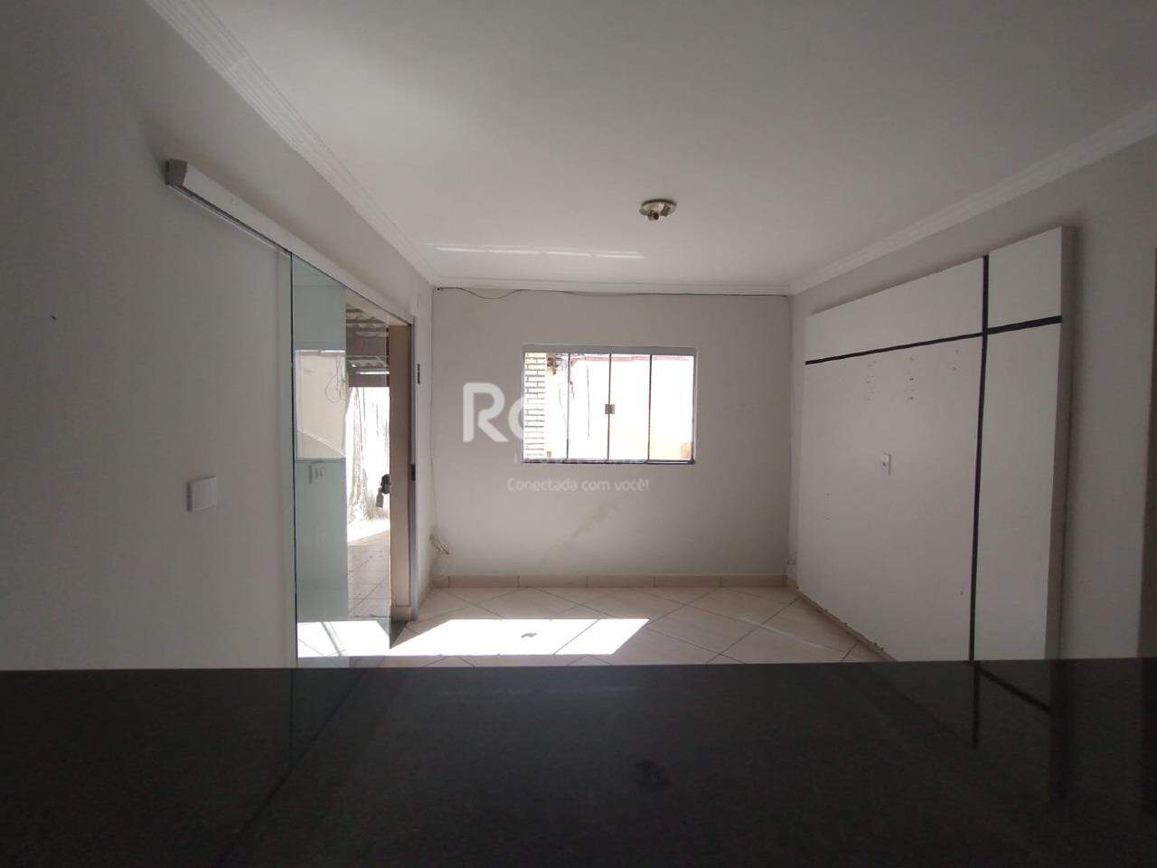 Casa para alugar, 4 quartos em Uberlândia no bairro Maravilha no valor de R$ 2.200,00 - Rotina Imobiliária: 