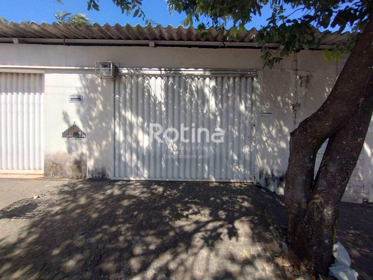 Casa para alugar, 4 quartos em Uberlândia no bairro Maravilha no valor de R$ 2.200,00 - Rotina Imobiliária: 
