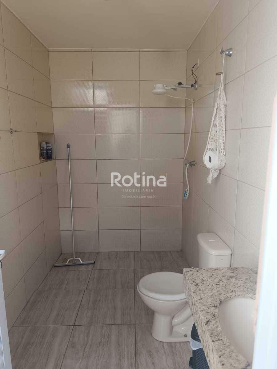 Casa à venda, 3 quartos em Uberlândia no bairro Presidente Roosevelt no valor de R$ 800.000,00 - Rotina Imobiliária: 