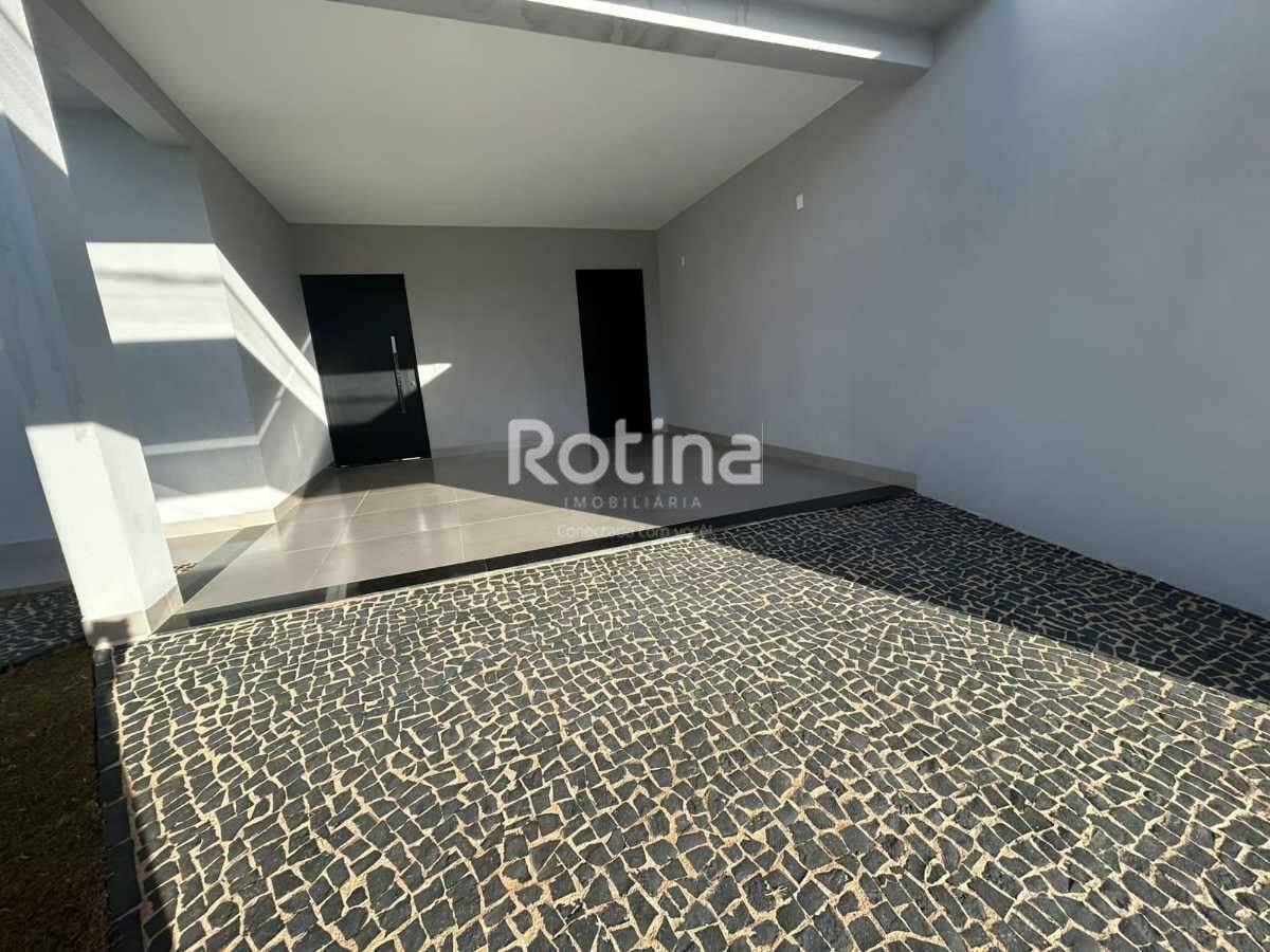 Casa à venda, 3 quartos em Uberlândia no bairro Aclimação no valor de R$ 1.200.000,00 - Rotina Imobiliária: 