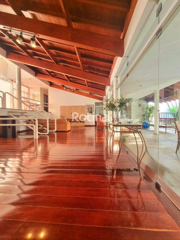 Casa à venda, 4 quartos em Uberlândia no bairro Saraiva no valor de R$ 1.580.000,00 - Rotina Imobiliária: 