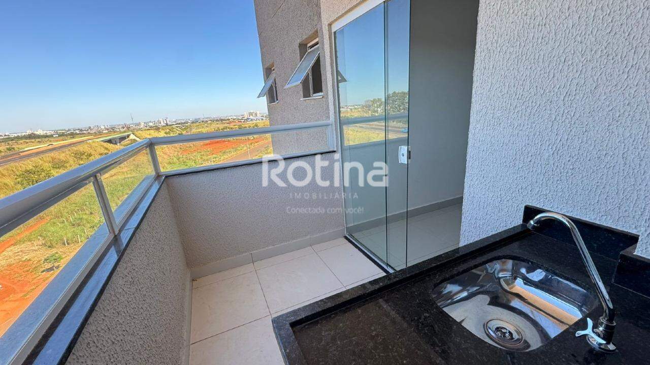 Apartamento para alugar, em Uberlândia no bairro Novo Mundo no valor de R$ 1.100,00 - Rotina Imobiliária: 