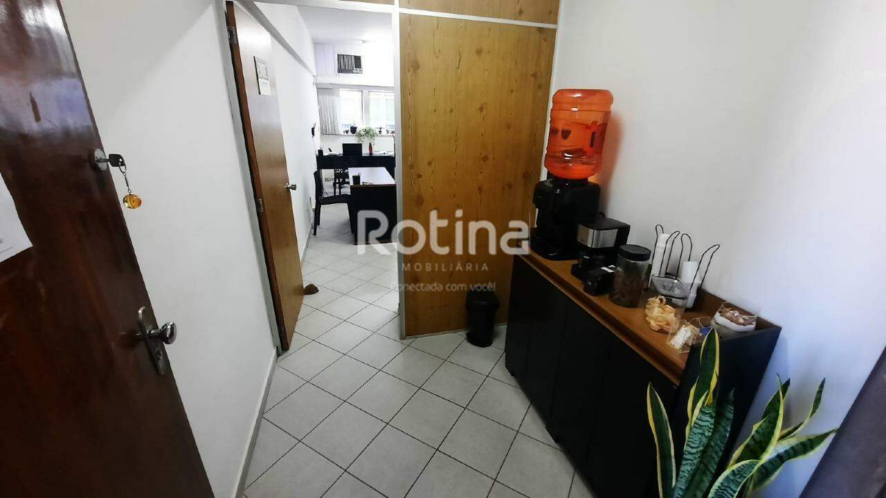 Sala à venda, em Uberlândia no bairro Centro no valor de R$ 105.000,00 - Rotina Imobiliária: 