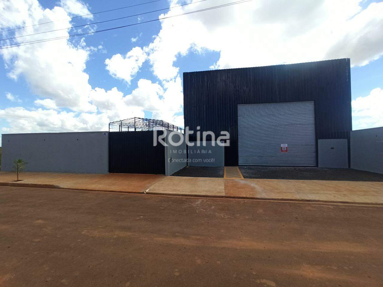 Galpão para alugar, em Uberlândia no bairro Centro Empresarial Leste no valor de R$ 15.000,00 - Rotina Imobiliária: 