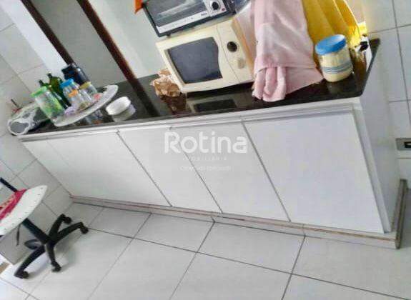 Apartamento à venda, 4 quartos em Uberlândia no bairro Osvaldo Rezende no valor de R$ 450.000,00 - Rotina Imobiliária: 