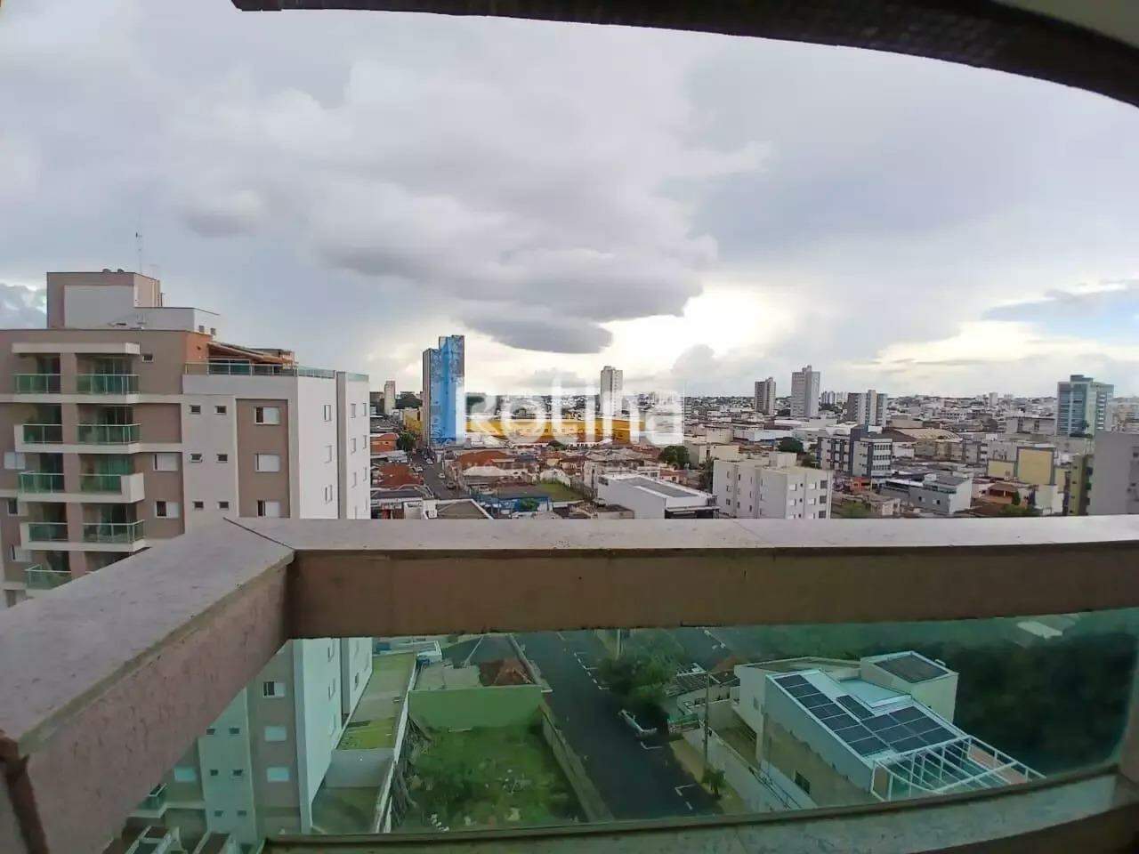 Apartamento à venda, 3 quartos em Uberlândia no bairro Nossa Senhora Aparecida no valor de R$ 645.000,00 - Rotina Imobiliária: 