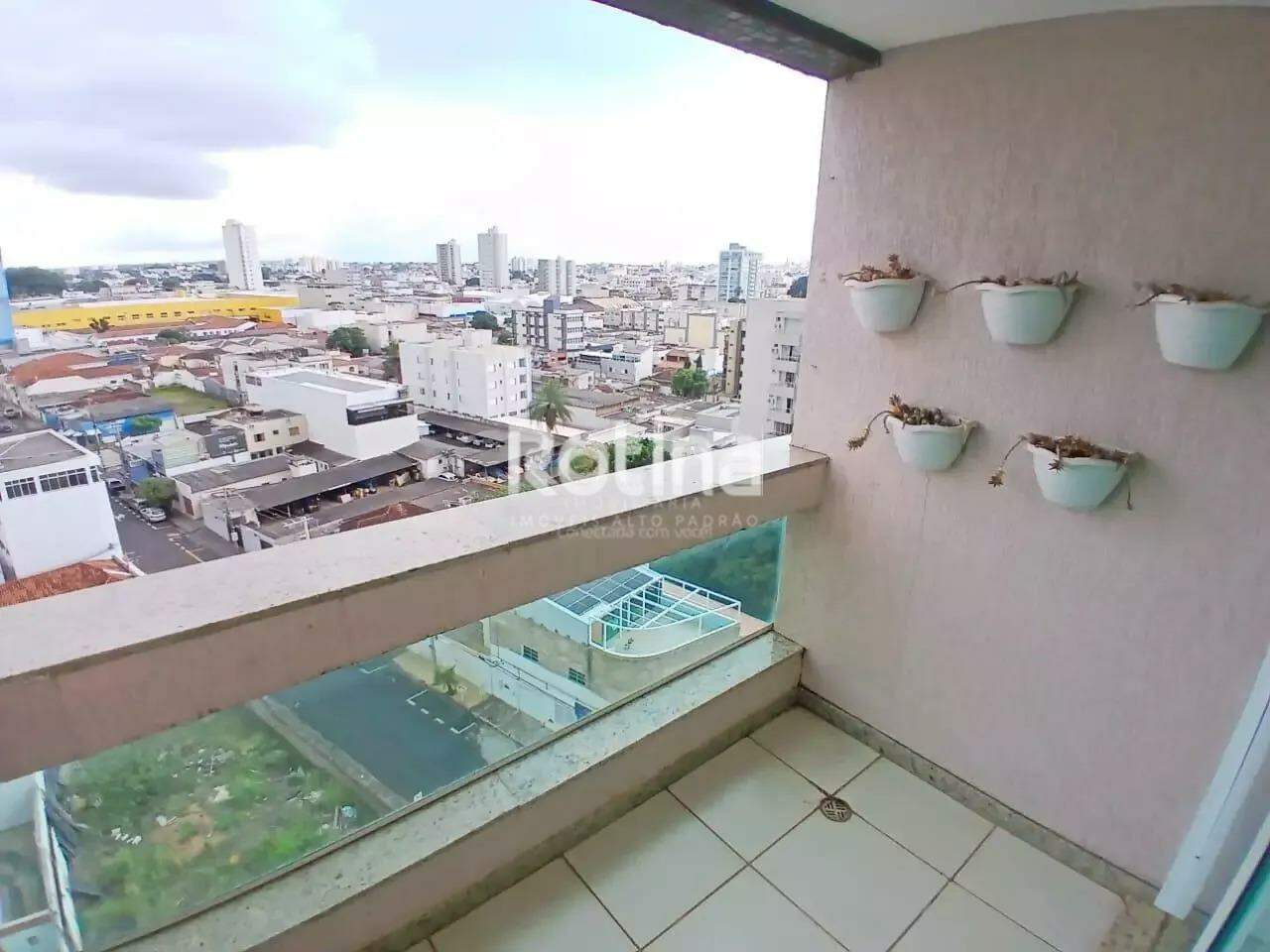 Apartamento à venda, 3 quartos em Uberlândia no bairro Nossa Senhora Aparecida no valor de R$ 645.000,00 - Rotina Imobiliária: 