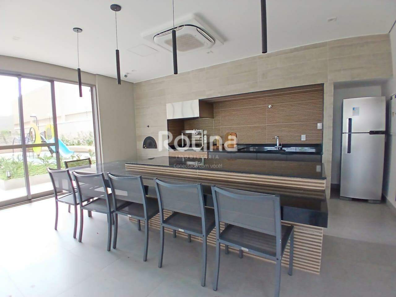 Apartamento para alugar, 3 quartos em Uberlândia no bairro Gávea no valor de R$ 5.500,00 - Rotina Imobiliária: 
