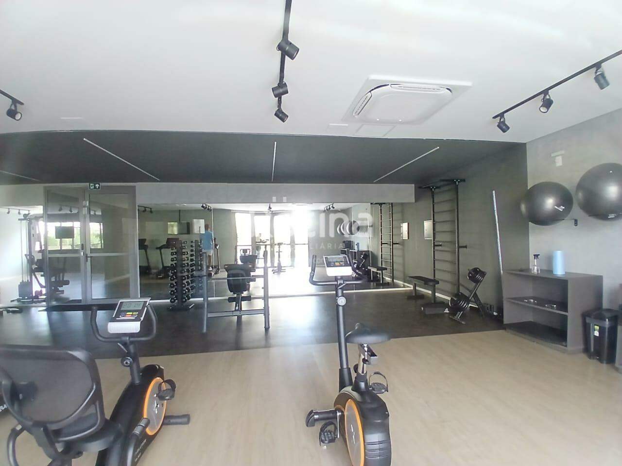 Apartamento para alugar, 3 quartos em Uberlândia no bairro Gávea no valor de R$ 5.500,00 - Rotina Imobiliária: 