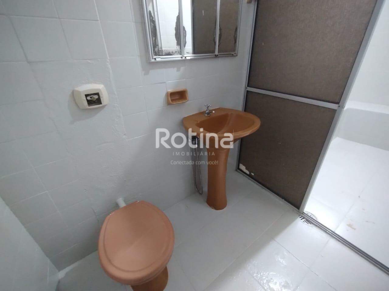 Casa à venda, 3 quartos em Uberlândia no bairro Presidente Roosevelt no valor de R$ 1.200.000,00 - Rotina Imobiliária: 