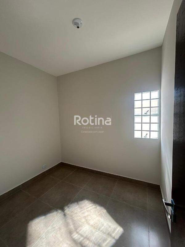 Casa à venda, 2 quartos em Uberlândia no bairro Segismundo Pereira no valor de R$ 280.000,00 - Rotina Imobiliária: 