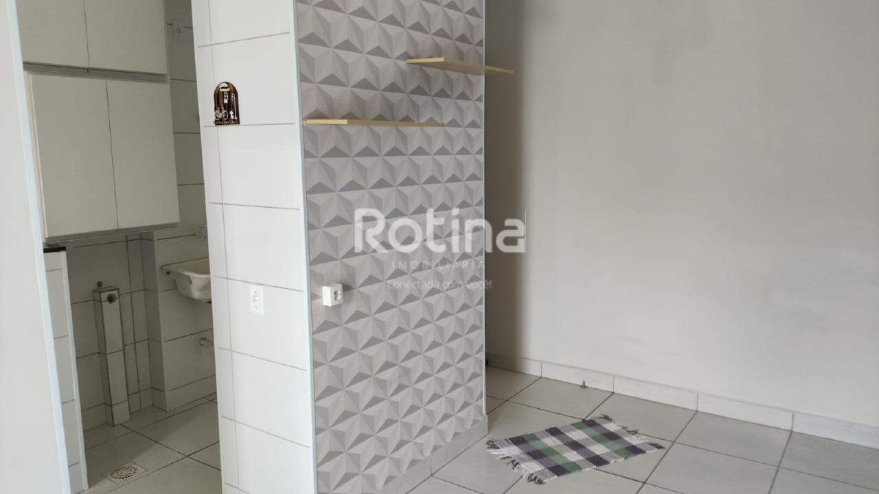Apartamento para alugar, 2 quartos em Uberlândia no bairro Alto Umuarama no valor de R$ 2.000,00 - Rotina Imobiliária: 