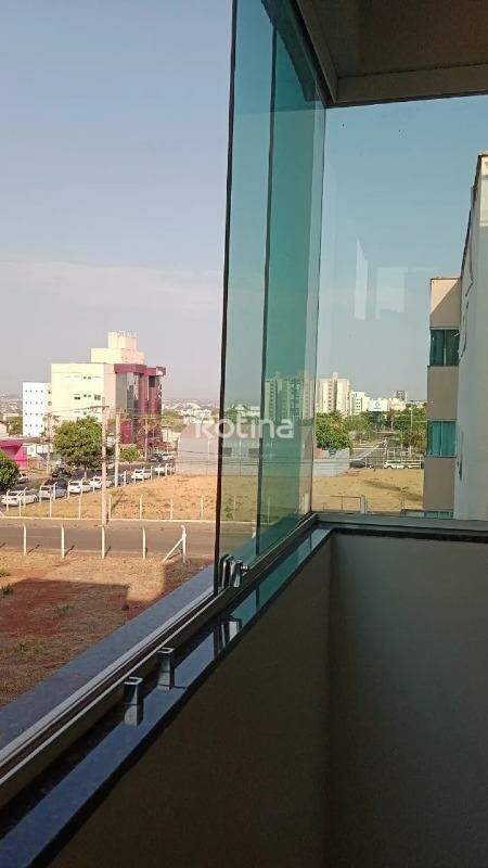 Apartamento para alugar, em Uberlândia no bairro Santa Mônica no valor de R$ 1.550,00 - Rotina Imobiliária: 