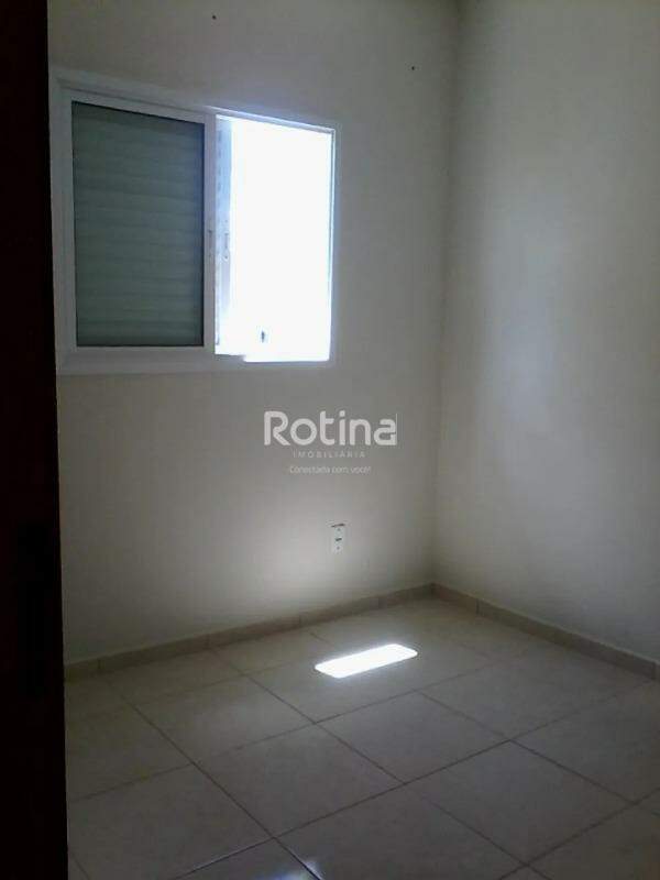 Apartamento para alugar, em Uberlândia no bairro Santa Mônica no valor de R$ 1.550,00 - Rotina Imobiliária: 