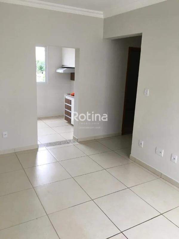 Apartamento para alugar, em Uberlândia no bairro Santa Mônica no valor de R$ 2.000,00 - Rotina Imobiliária: 