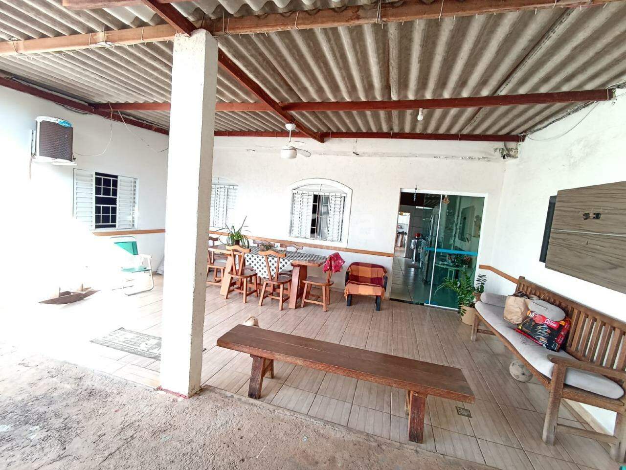 Casa à venda, 3 quartos em Uberlândia no bairro Lagoinha no valor de R$ 320.000,00 - Rotina Imobiliária: 