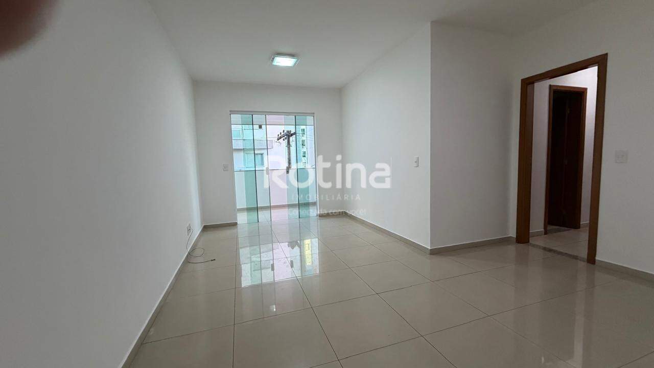 Apartamento à venda, 3 quartos em Uberlândia no bairro Patrimônio no valor de R$ 550.000,00 - Rotina Imobiliária: 
