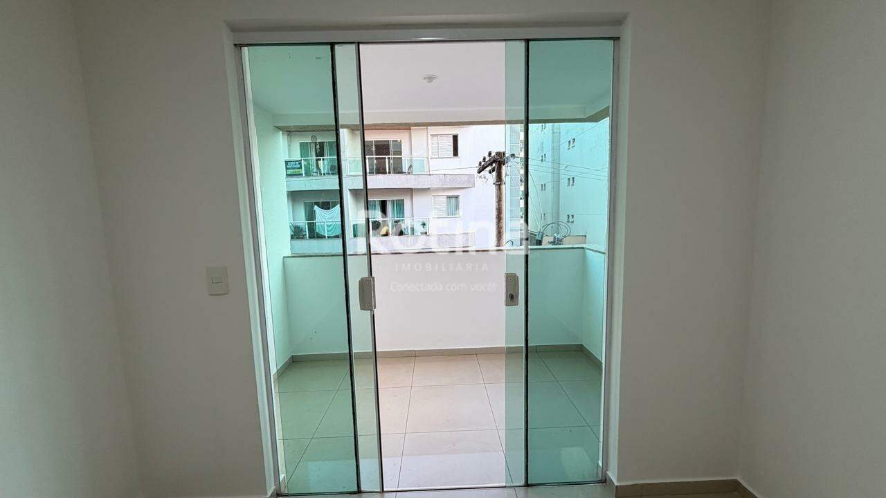 Apartamento à venda, 3 quartos em Uberlândia no bairro Patrimônio no valor de R$ 550.000,00 - Rotina Imobiliária: 