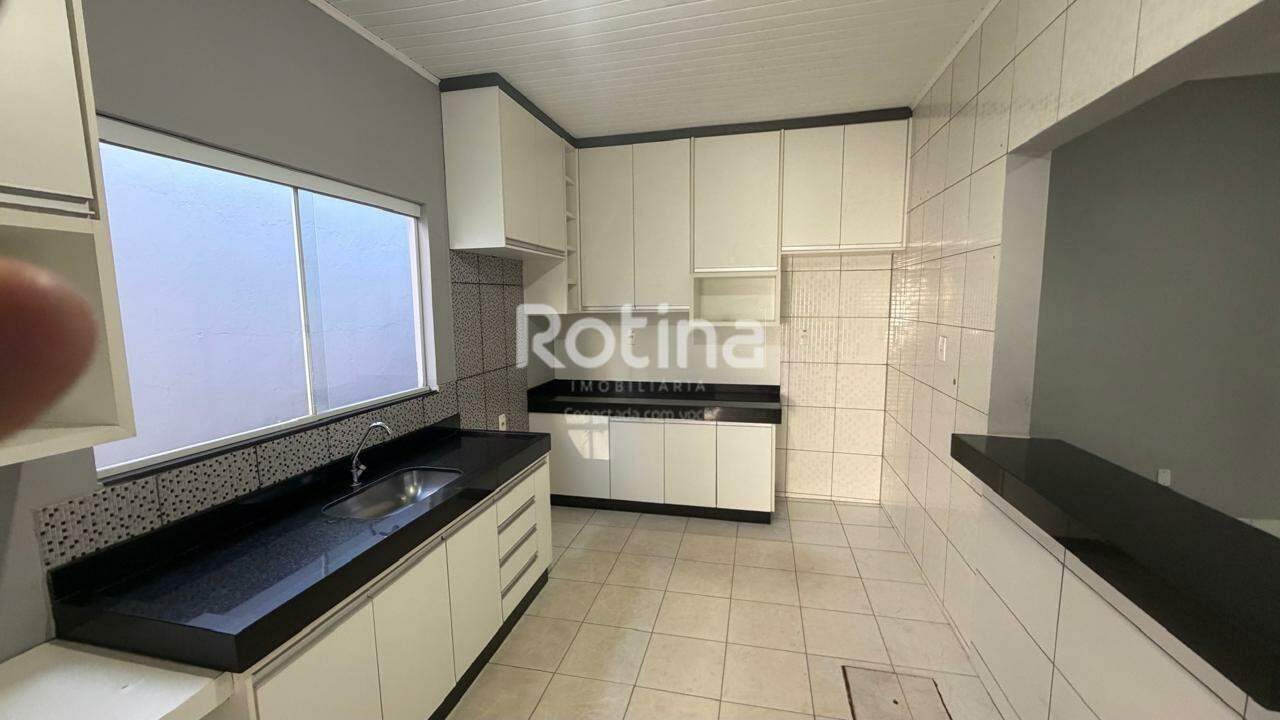Casa à venda, 2 quartos em Uberlândia no bairro Jardim Holanda no valor de R$ 450.000,00 - Rotina Imobiliária: 