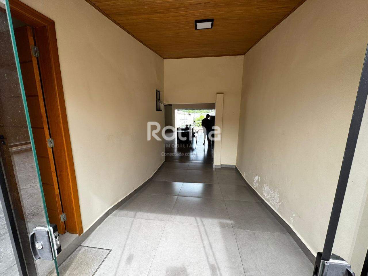 Casa à venda, 3 quartos em Uberlândia no bairro Maravilha no valor de R$ 420.000,00 - Rotina Imobiliária: 