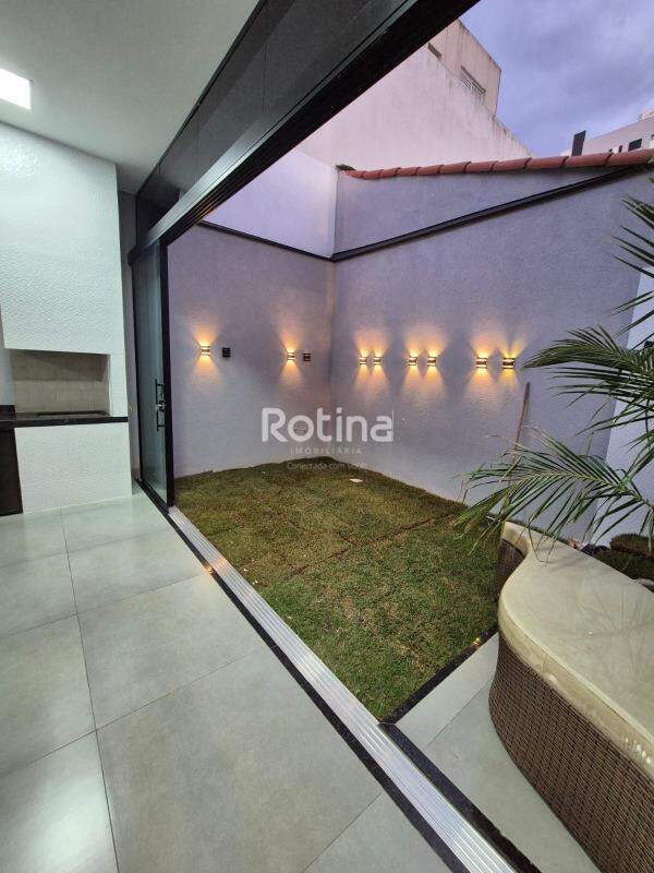 Casa à venda, 3 quartos em Uberlândia no bairro Segismundo Pereira no valor de R$ 979.000,00 - Rotina Imobiliária: 