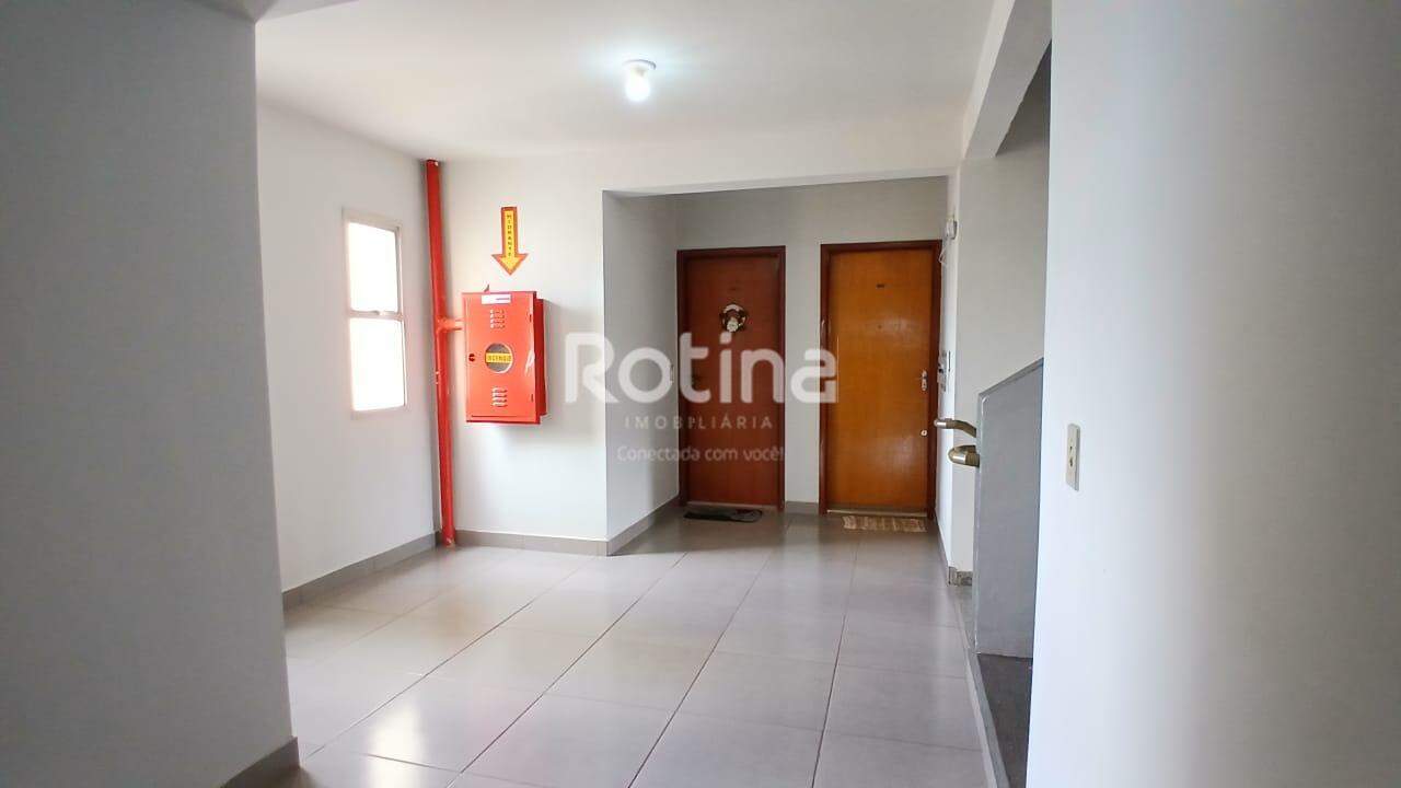 Apartamento à venda, 3 quartos em Uberlândia no bairro Alto Umuarama no valor de R$ 360.000,00 - Rotina Imobiliária: 