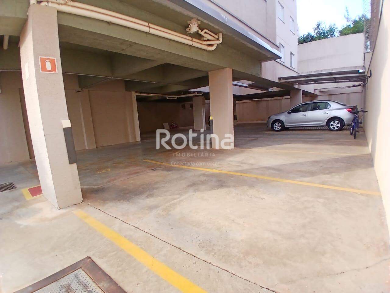 Apartamento para alugar, 3 quartos em Uberlândia no bairro Aclimação no valor de R$ 1.900,00 - Rotina Imobiliária: 