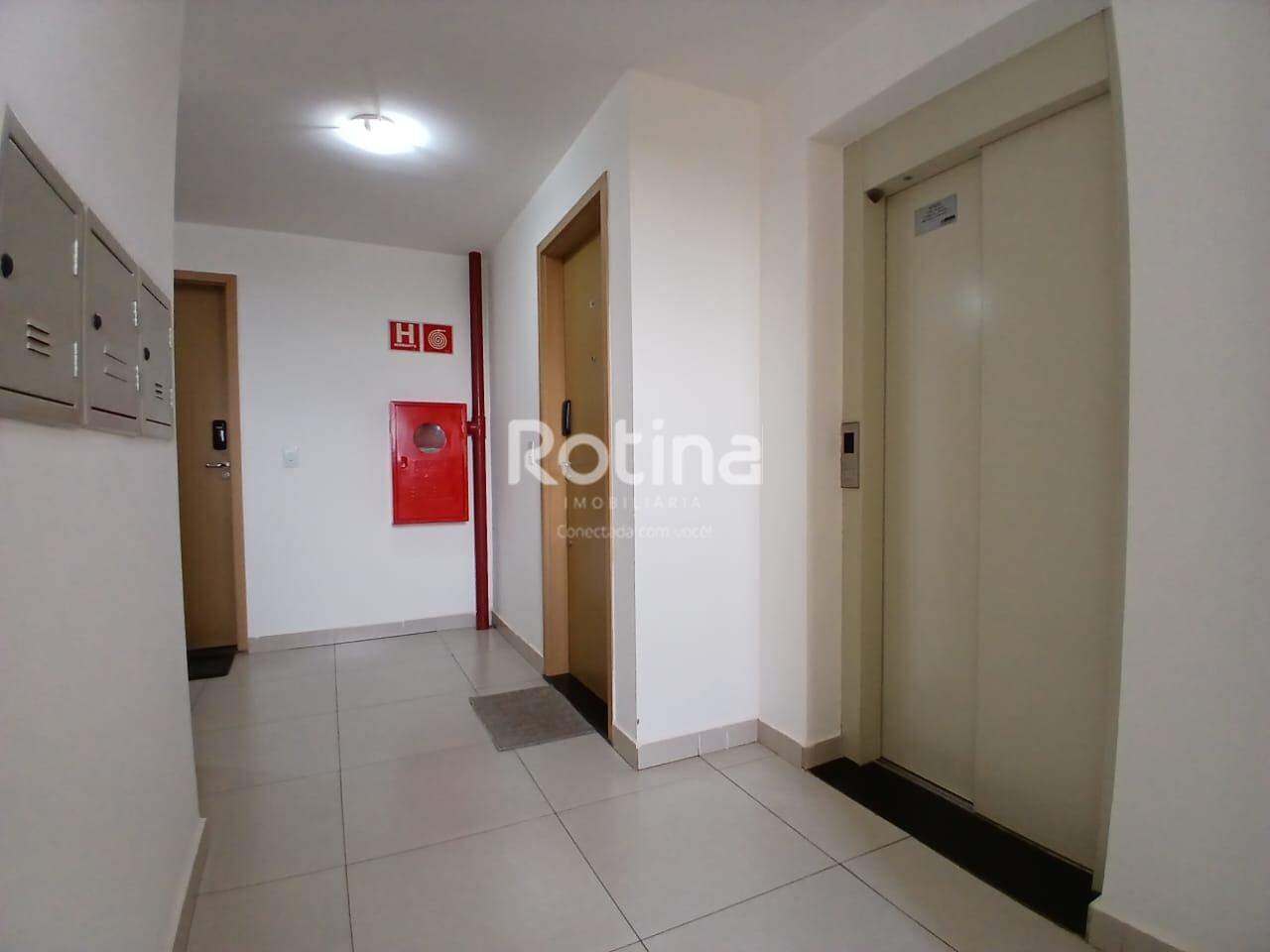 Apartamento para alugar, 3 quartos em Uberlândia no bairro Aclimação no valor de R$ 1.900,00 - Rotina Imobiliária: 