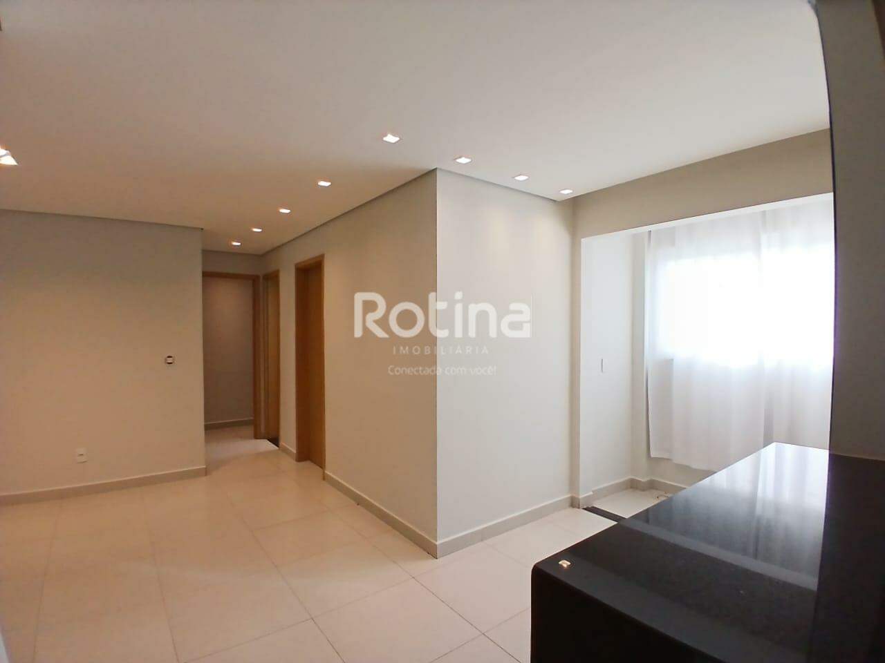 Apartamento para alugar, 3 quartos em Uberlândia no bairro Aclimação no valor de R$ 1.900,00 - Rotina Imobiliária: 
