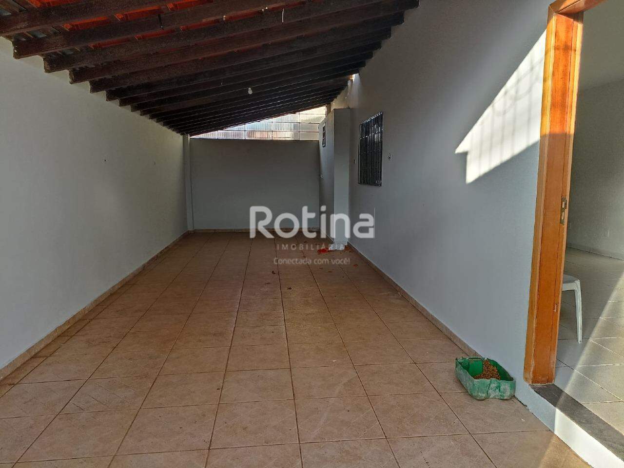 Casa à venda, 3 quartos em Uberlândia no bairro Saraiva no valor de R$ 500.000,00 - Rotina Imobiliária: 