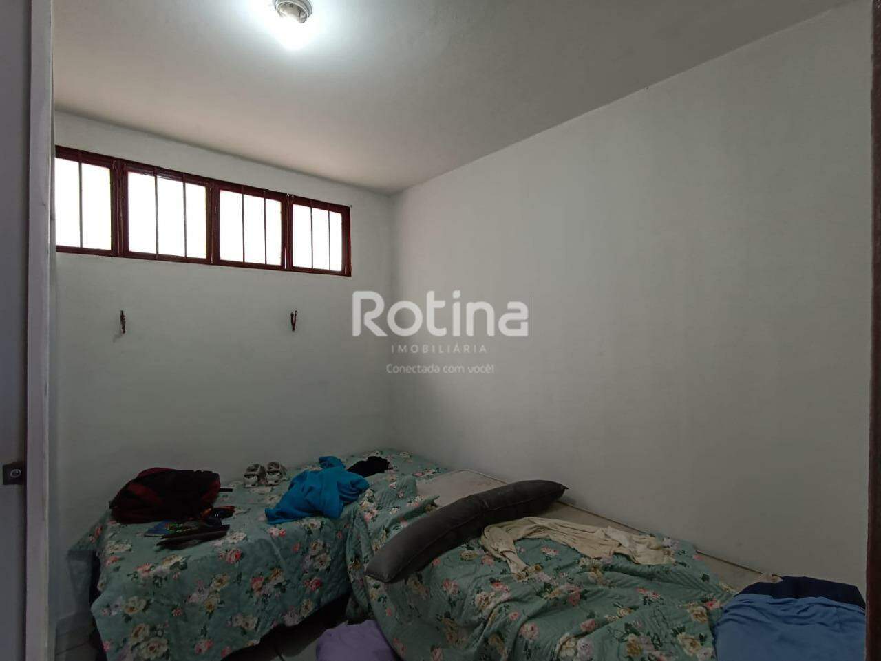 Colônia à venda, 3 quartos em Uberlândia no bairro Brasil no valor de R$ 900.000,00 - Rotina Imobiliária: 