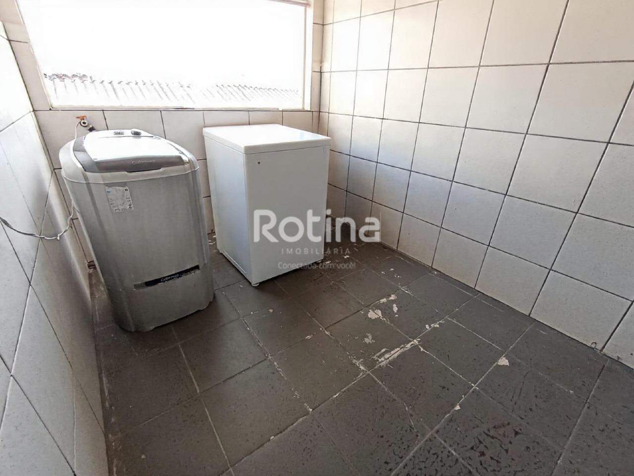 Colônia à venda, 3 quartos em Uberlândia no bairro Brasil no valor de R$ 900.000,00 - Rotina Imobiliária: 