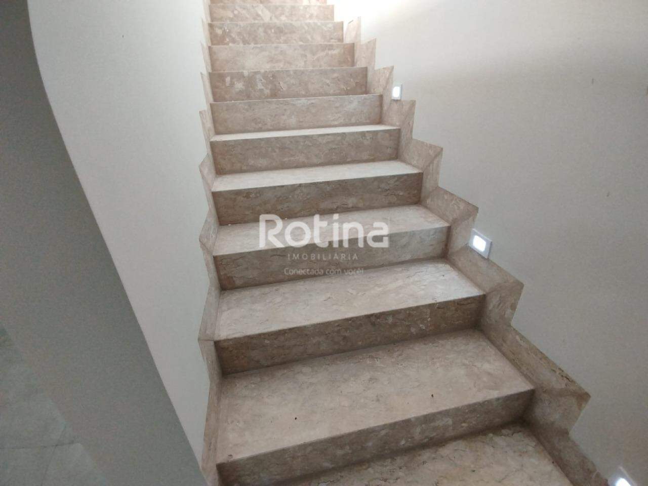 Casa Condomínio Fechado à venda, 3 quartos em Uberlândia no bairro Granja Marileusa no valor de R$ 3.400.000,00 - Rotina Imobiliária: 